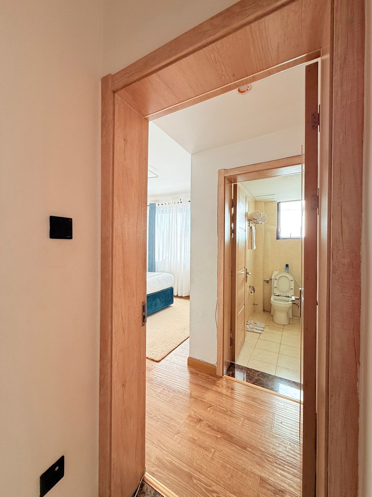 Hotel & Apartment